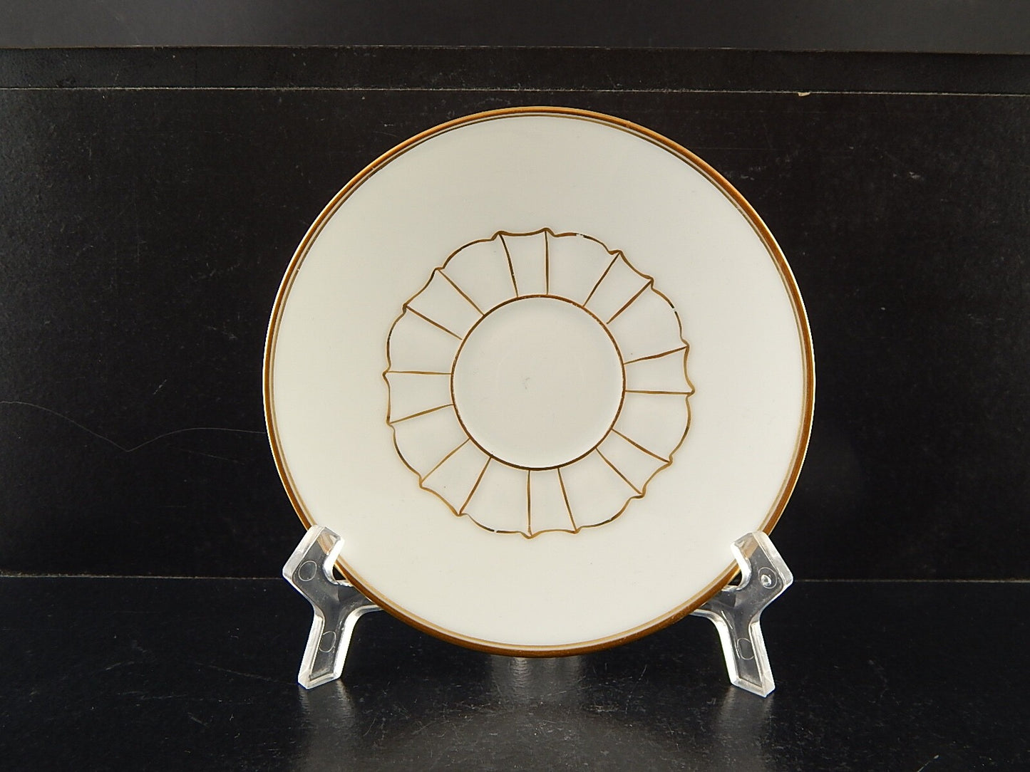 ANTICA ELEGANTE TAZZA IMPERO PORCELLANA BIANCA E ORO BING&GRONDAHL COPENHAGEN