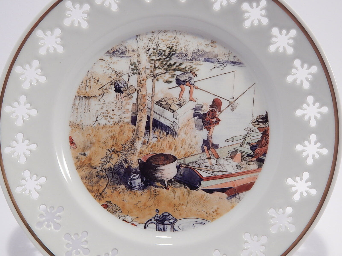 Marchio Bing&Grondahl con le Tre Torri e iniziali del pittore sul piatto Carl Larsson Krebsefangst