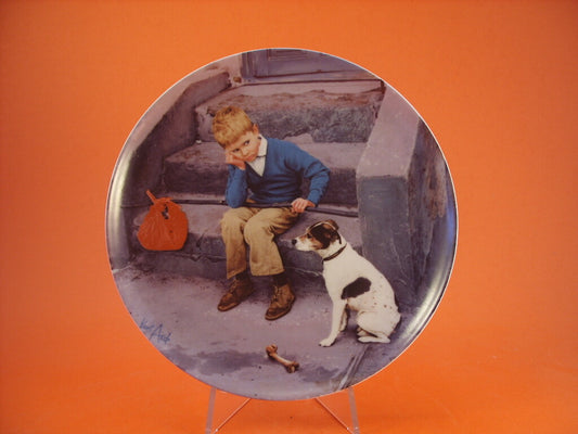 Bing&Grondahl Piatto Home is Best Kurt Ard 1984, porcellana danese