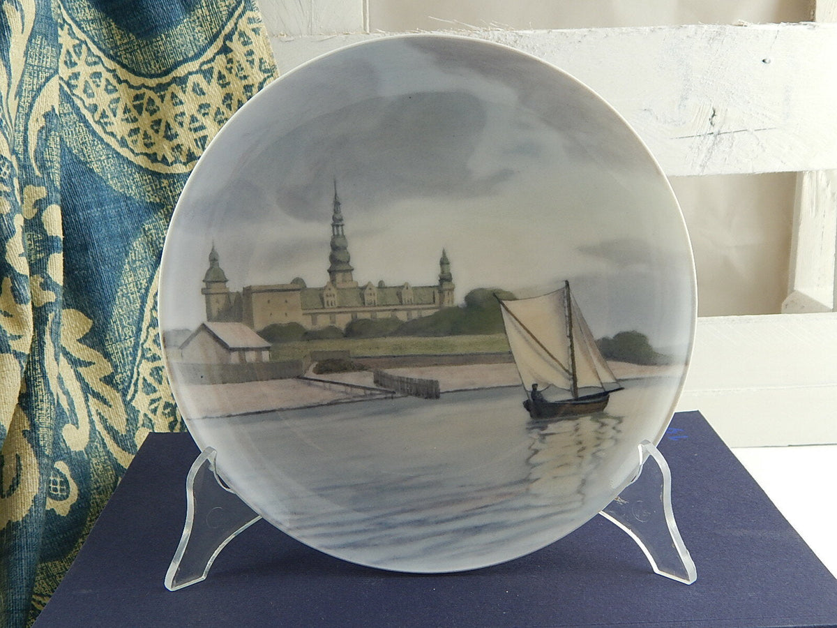 Bing&Grondahl antico piatto con il castello di Kronborg, porcellana danese dipinta a mano
