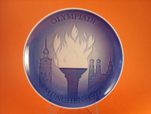 Bing&Grondahl piatto Olimpiadi Monaco 1972 con la Torcia Olimpica BGOL 1972, porcellana danese
