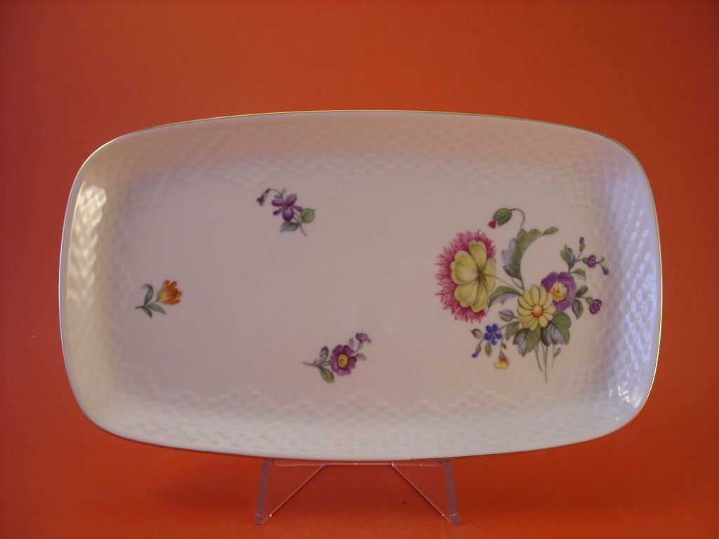 Bing&Grondahl piatto rettangolare con decoro floreale e fiori viola BG FLOREALE 96, porcellana danese