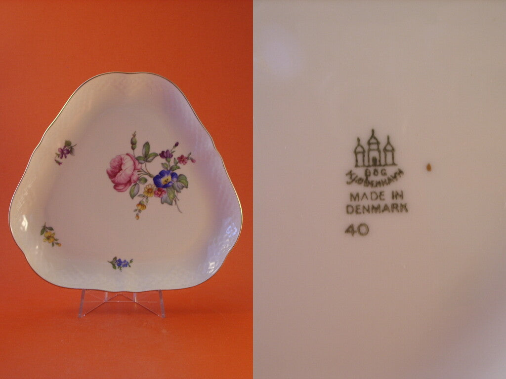 Bing&Grondahl piatto triangolare con decoro floreale BG FLOREALE 40, pezzo da collezione
