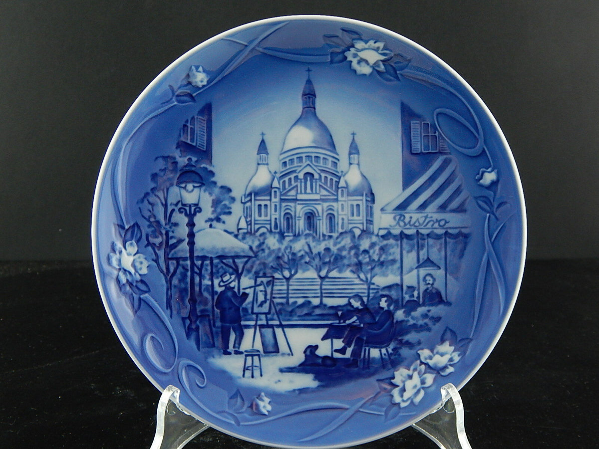 Piatto Bing&Grondahl Paris 1998 in rilievo, disegno di Sven Vestergaard, serie Intorno al Mondo