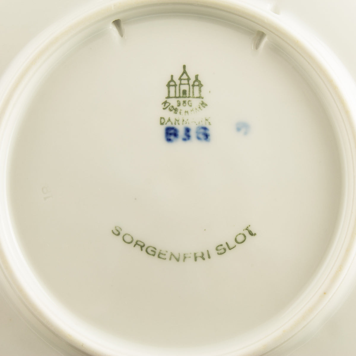 Royal Copenhagen Piatto di Natale porcellana pezzo da collezione, 1944, 18 cm