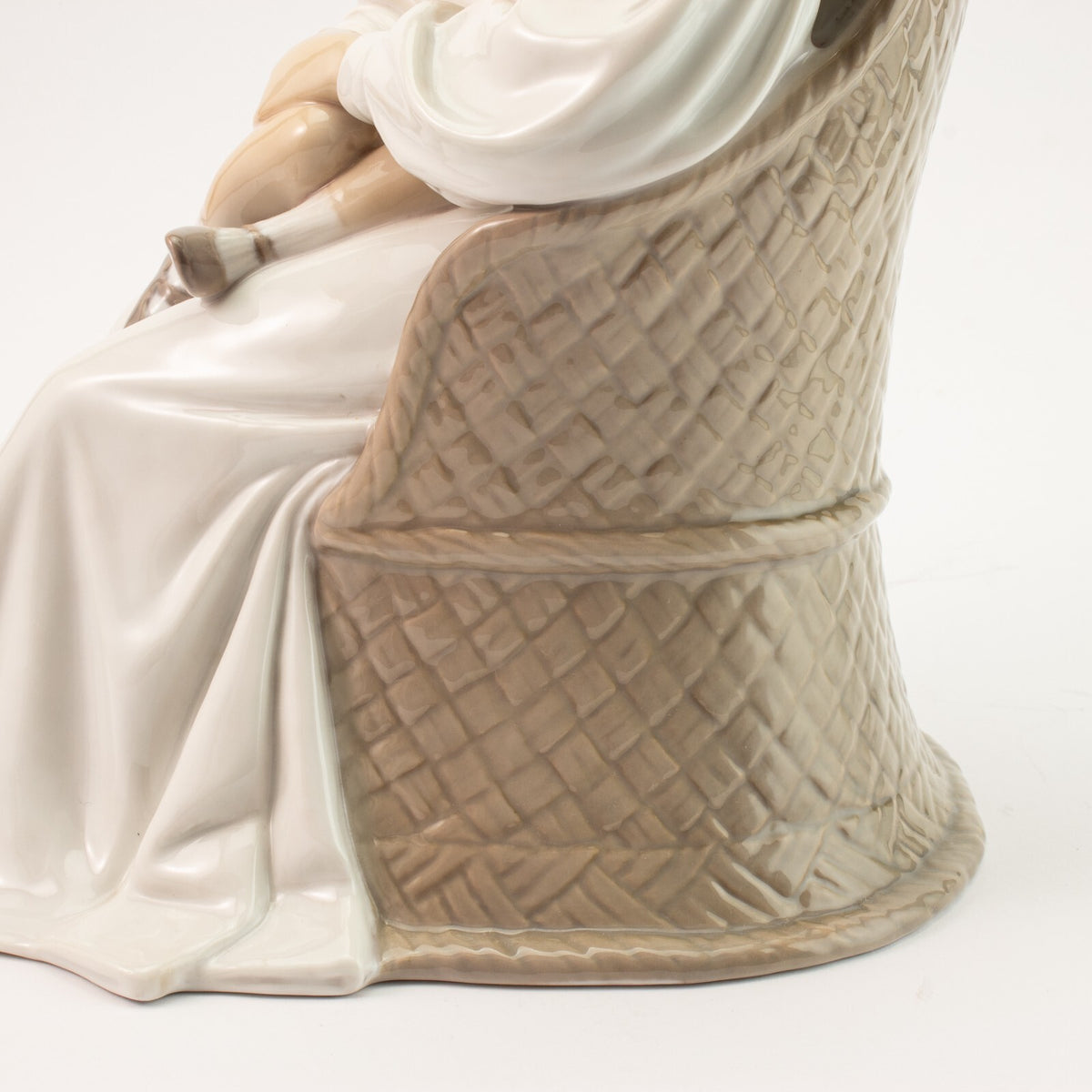Bing&Grondahl Statuina "Amore di Mamma" Cod 1552 (Difetto di Cottura) decorazione porcellana da collezione, 28 cm