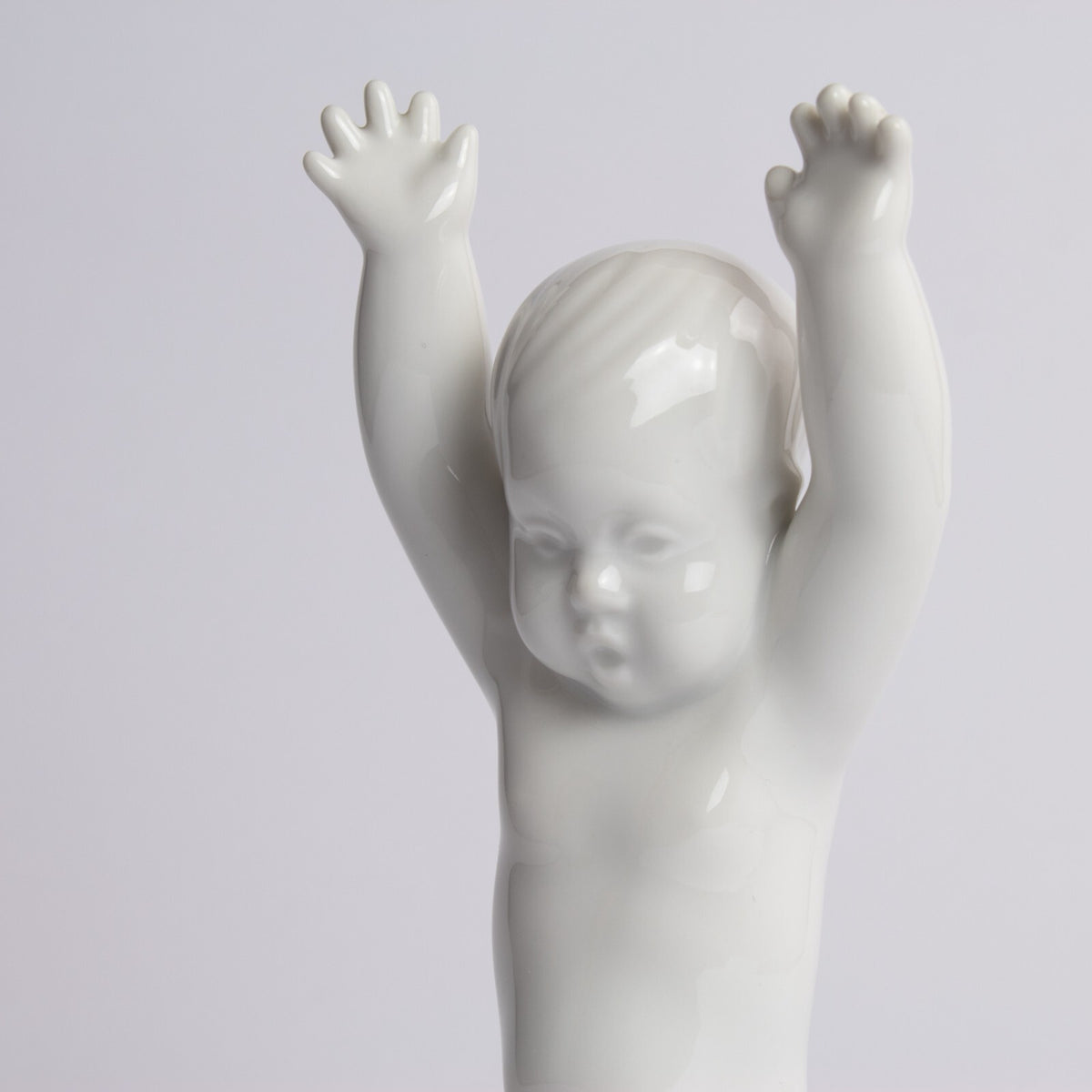 Bing&Grondahl porcellana Statuina "Grande Così!" Cod 2229 (Blanc de Chine) d'antiquariato, 18 cm