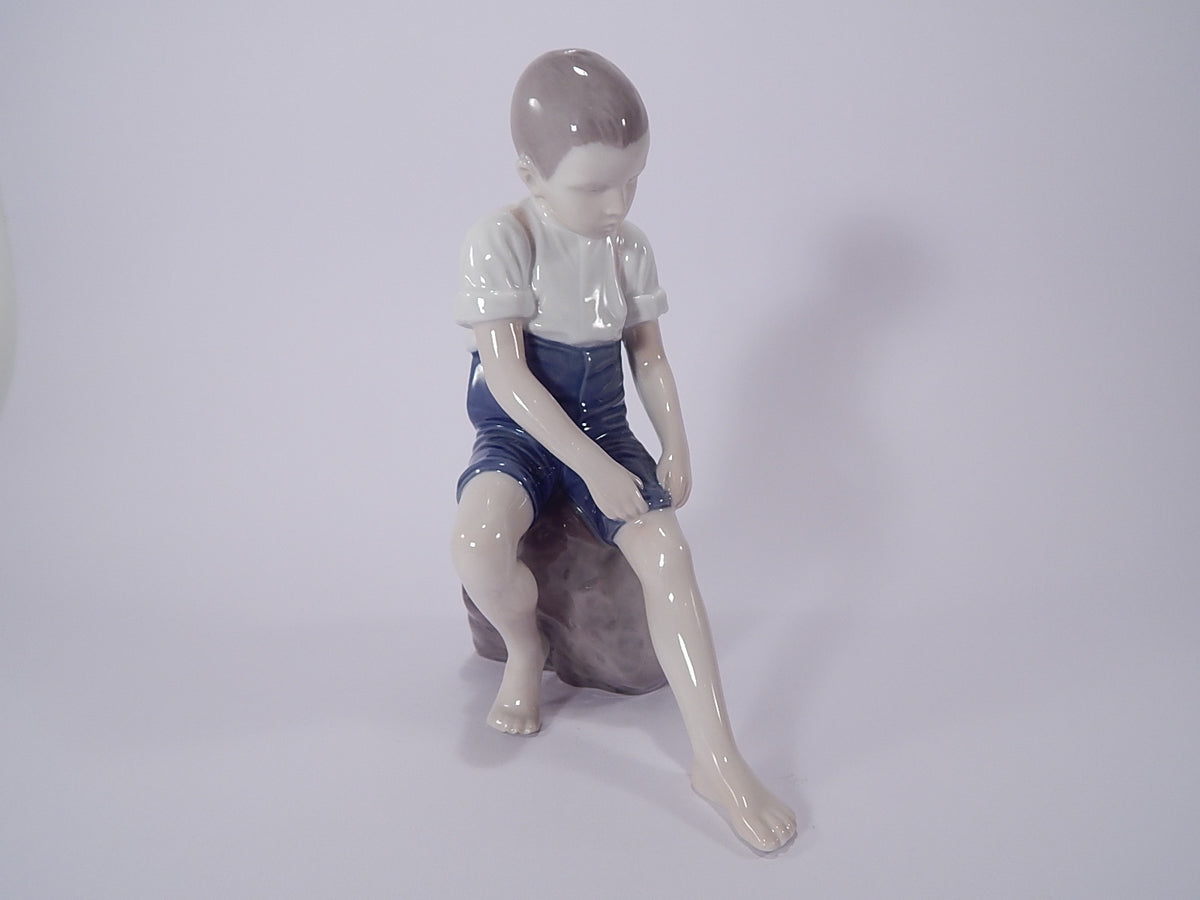 Statuina in "A Mollo" Cod 1757 porcellana pezzo da collezione, 21 cm
