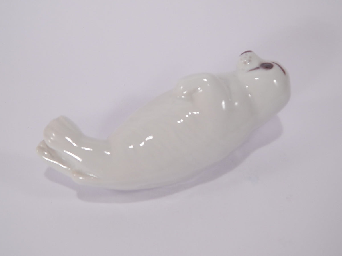 Statuina in "Cucciolo di Foca" Cod 2472 Bing&Grondahl porcellana autentica, 6 cm