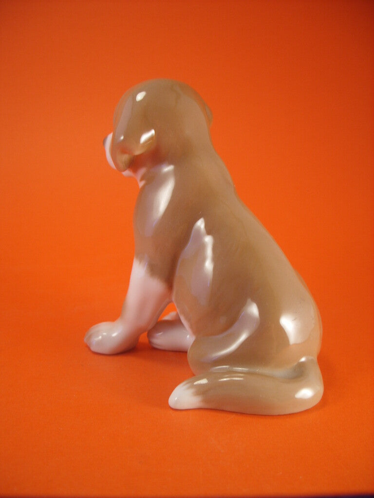 Statuina in "Cucciolo di San Bernardo" Cod 1926 Bing&Grondahl porcellana autentica, 12 cm