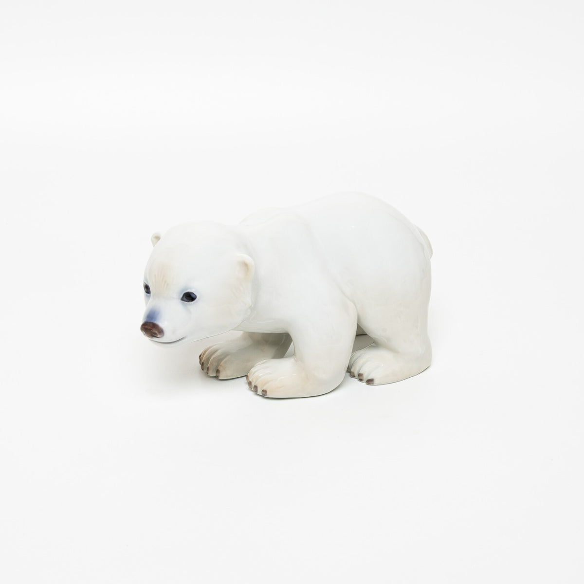 Bing&Grondahl Statuina in "Cucciolo Orso Polare" Cod 2535 porcellana dipinta a mano, 9 cm
