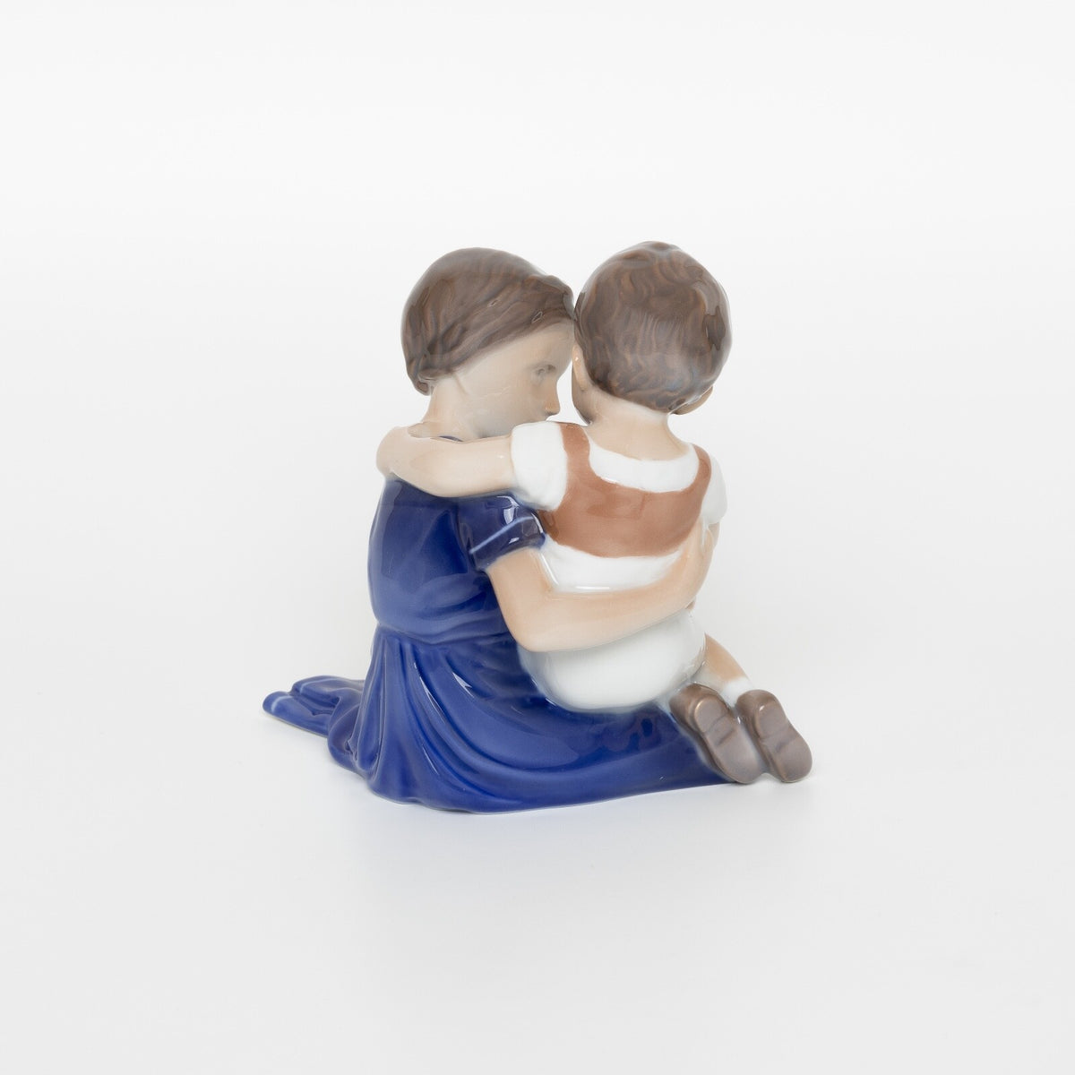 Statuina in "Fratello e Sorella" Cod 1568 porcellana pezzo da collezione, 12 cm