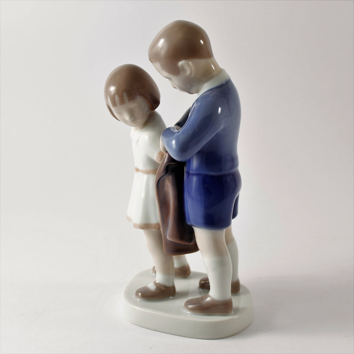 Bing&Grondahl Statuina in "Gentleman" Cod 2312 decorazione porcellana da collezione, 19 cm