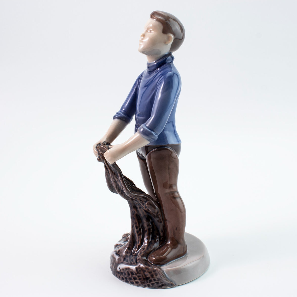 Statuina in "Giovane Pescatore" Cod 2338 Bing&Grondahl porcellana autentica, 19 cm