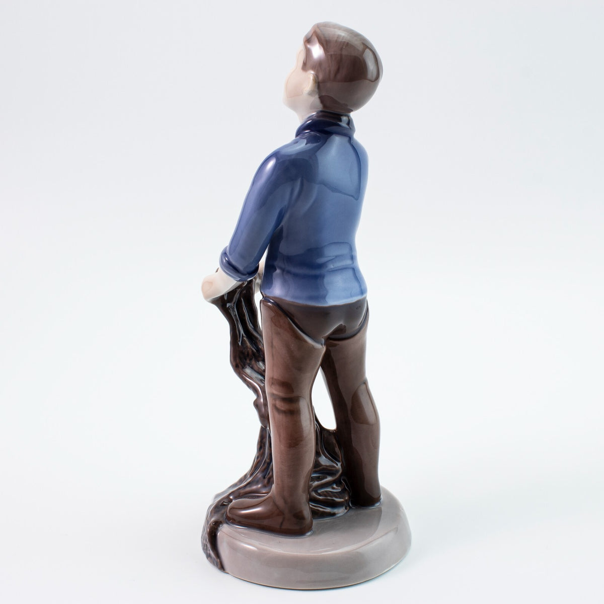 Bing&Grondahl Statuina in "Giovane Pescatore" Cod 2338 decorazione porcellana da collezione, 19 cm
