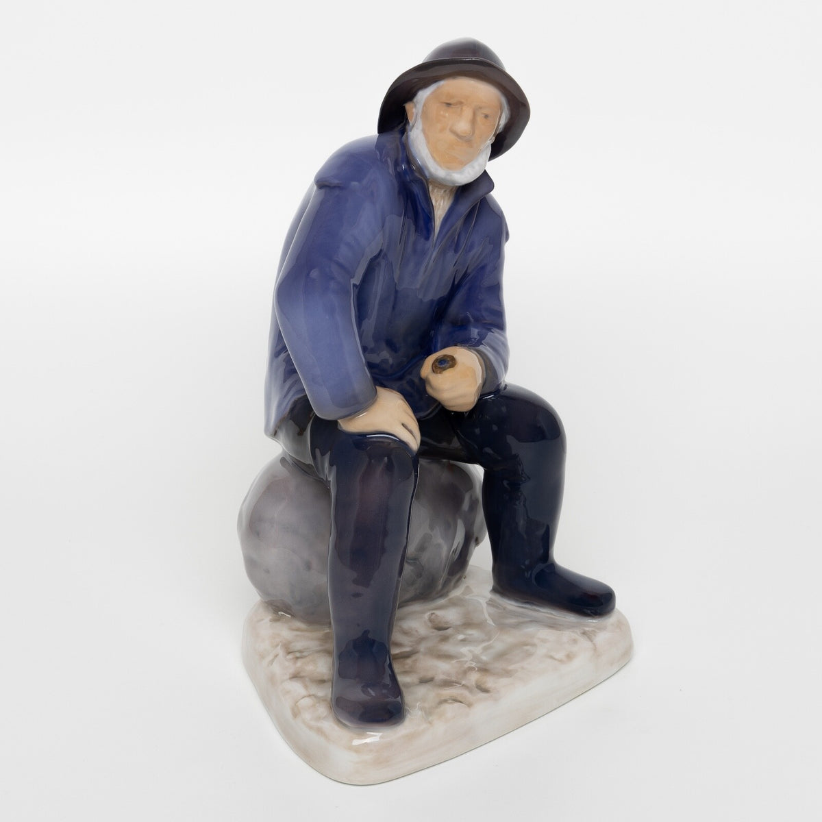 Statuina in "Il Vecchio Pescatore" Cod 2370 porcellana pezzo da collezione, 22 cm