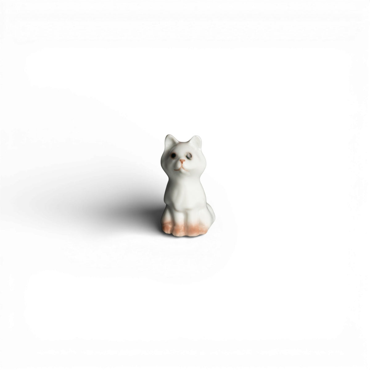 Bing&Grondahl Statuina in "Mini Gatto" Cod 2527 porcellana dipinta a mano, 5 cm