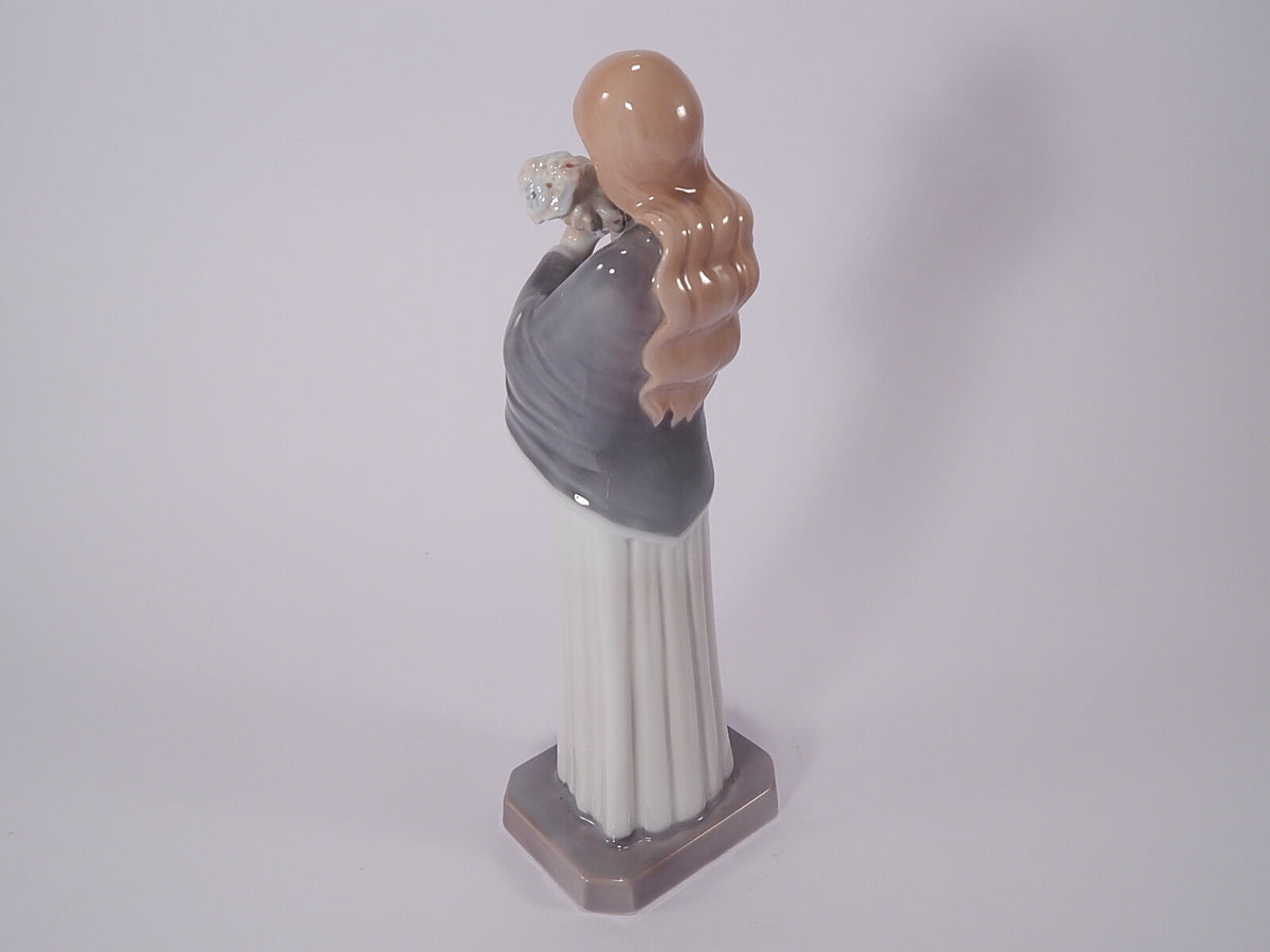 Bing&Grondahl Statuina in "Ofelia" Cod 2409 decorazione porcellana da collezione, 22 cm