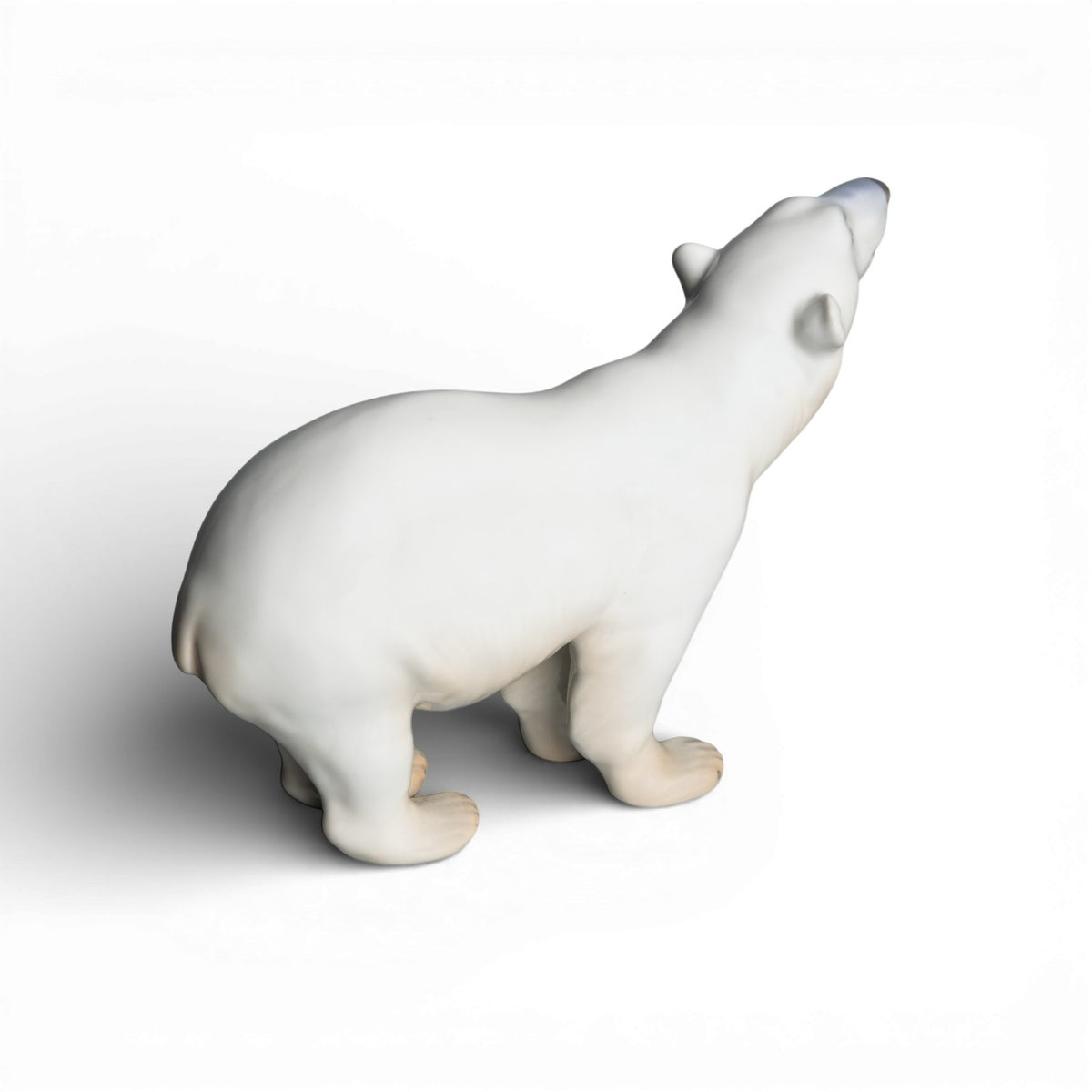 Statuina in "Orso Polare" Cod 1692 porcellana pezzo da collezione, 14 cm