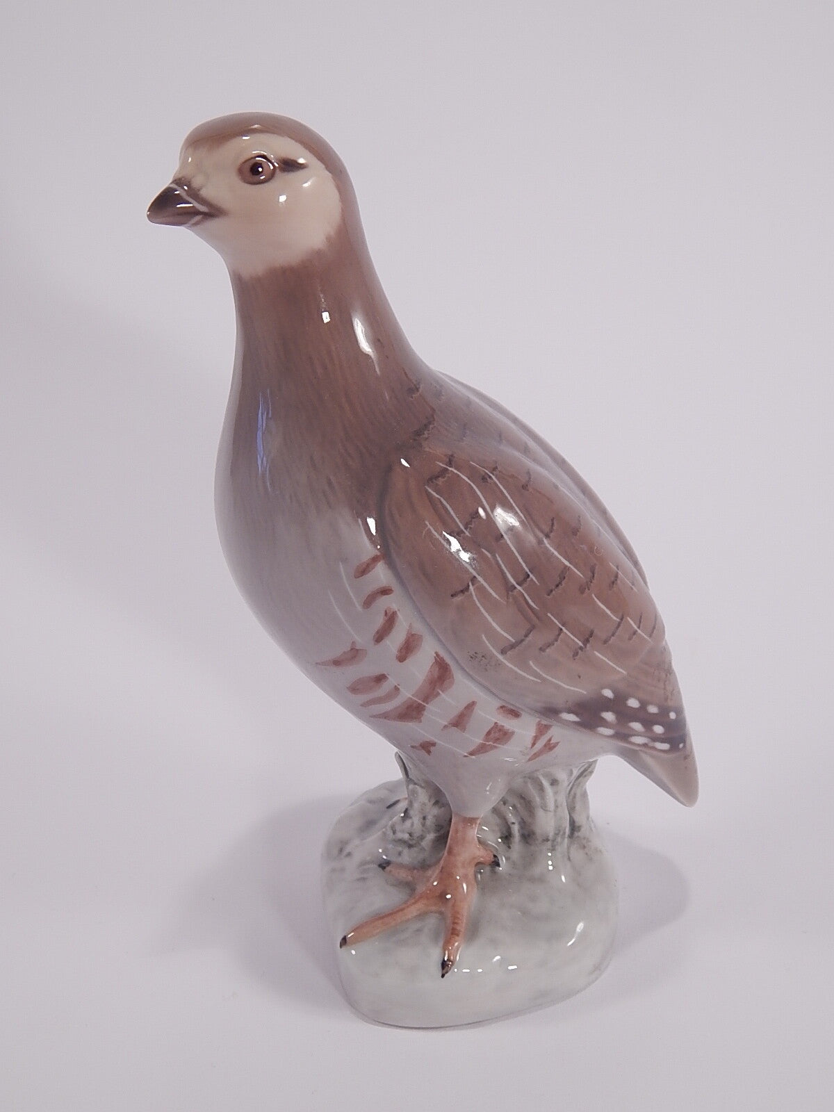 Statuina in "Pernice" Cod 2386 Bing&Grondahl porcellana autentica, 18 cm