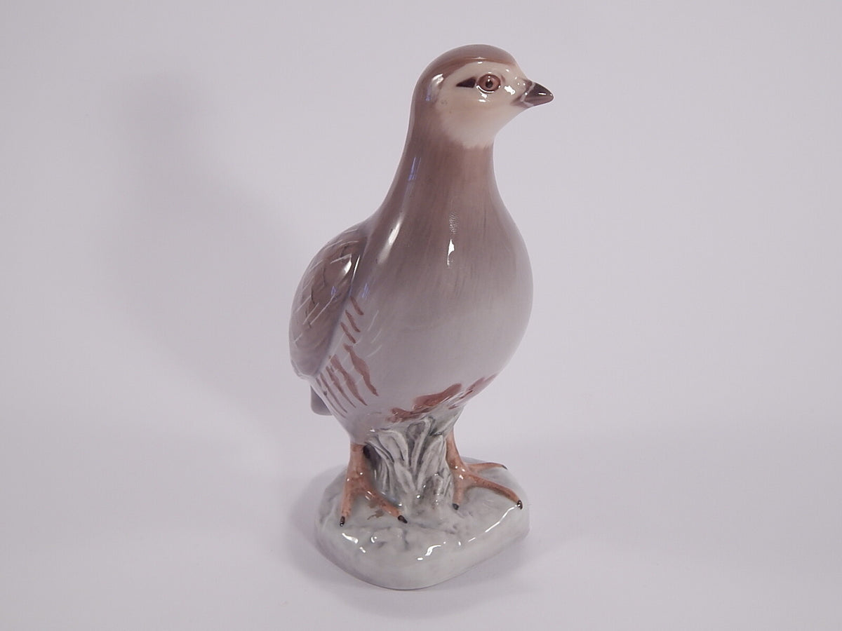 Statuina in "Pernice" Cod 2386 porcellana pezzo da collezione, 18 cm