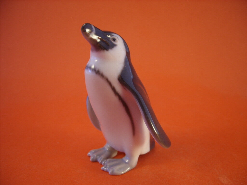 Statuina in "Piccolo Pinguino" Cod 1821 Bing&Grondahl porcellana autentica, 8 cm
