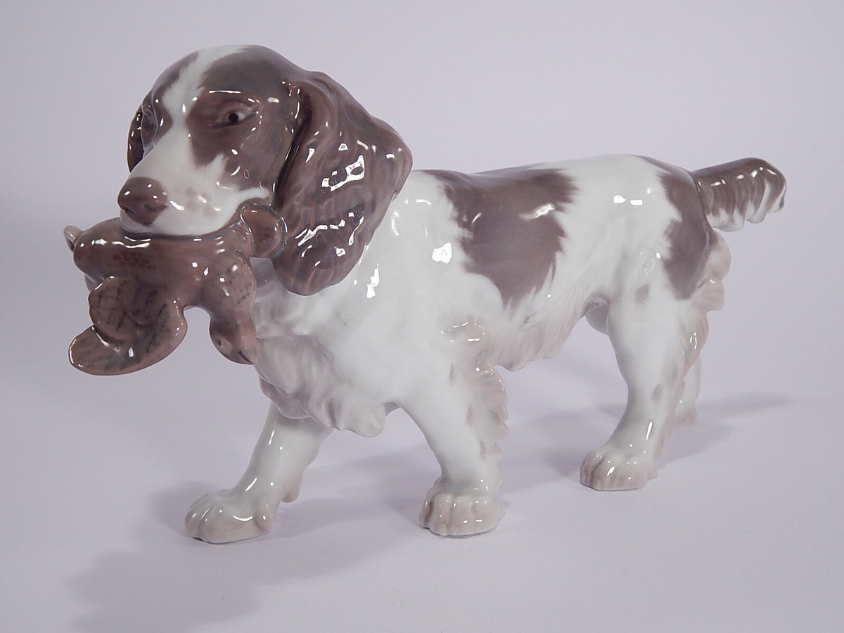 Bing&Grondahl Statuina in "Spaniel con Preda" Cod 2061 decorazione porcellana da collezione, 15 cm
