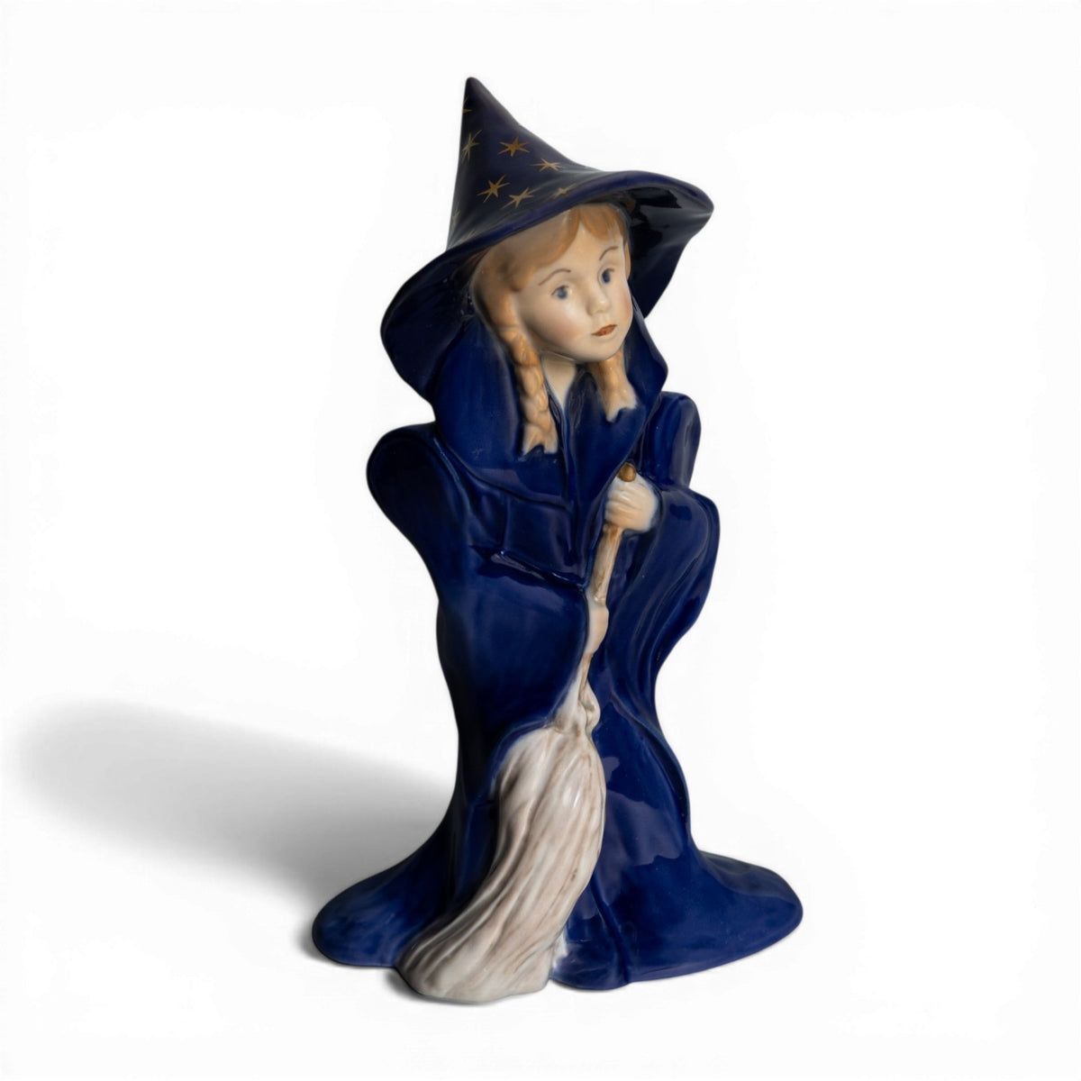 Bing&Grondahl Statuina in "Strega" Cod 2549 porcellana dipinta a mano, 20 cm