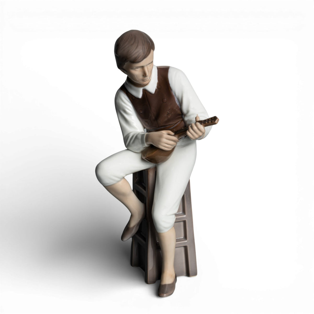 Bing&Grondahl porcellana Statuina in "Suonatore di Mandolino" Cod 1600 d'antiquariato, 28 cm