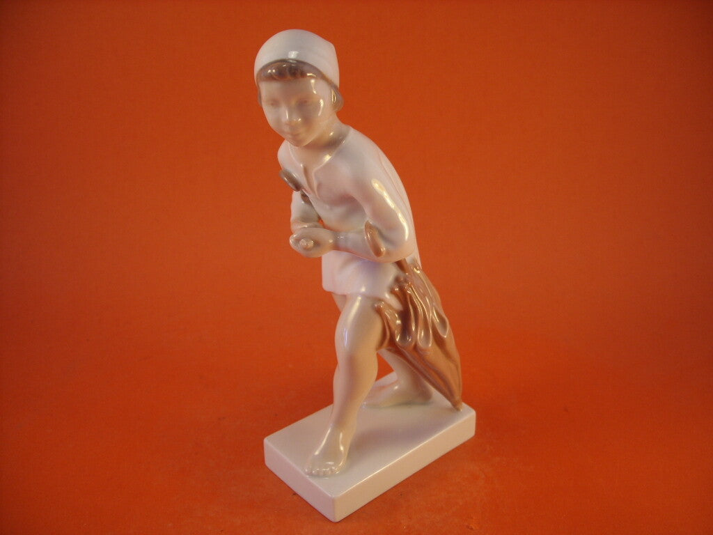 Bing&Grondahl Statuina "L'Omino del Sonno" Cod 2055 (H.C. Andersen) porcellana dipinta a mano, 18 cm