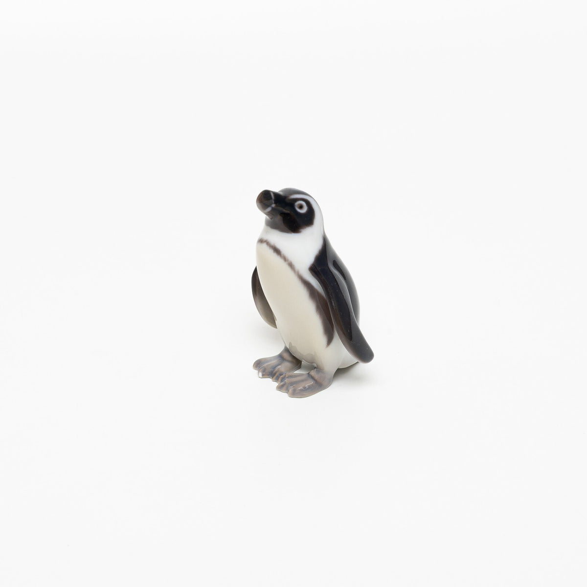 Bing&Grondahl Statuina "Piccolo Pinguino" Cod 1821 (Piccolo Difetto) porcellana dipinta a mano, 8 cm