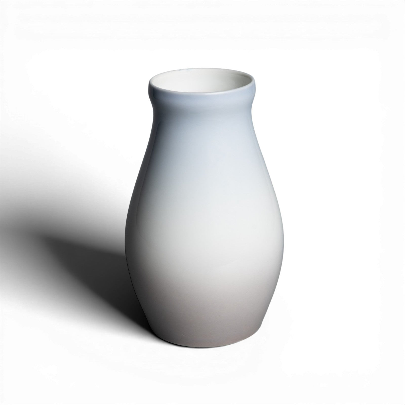 Bing&Grondahl porcellana Vaso in "Barca a Vela" cod 524-140 d'antiquariato, cm 15