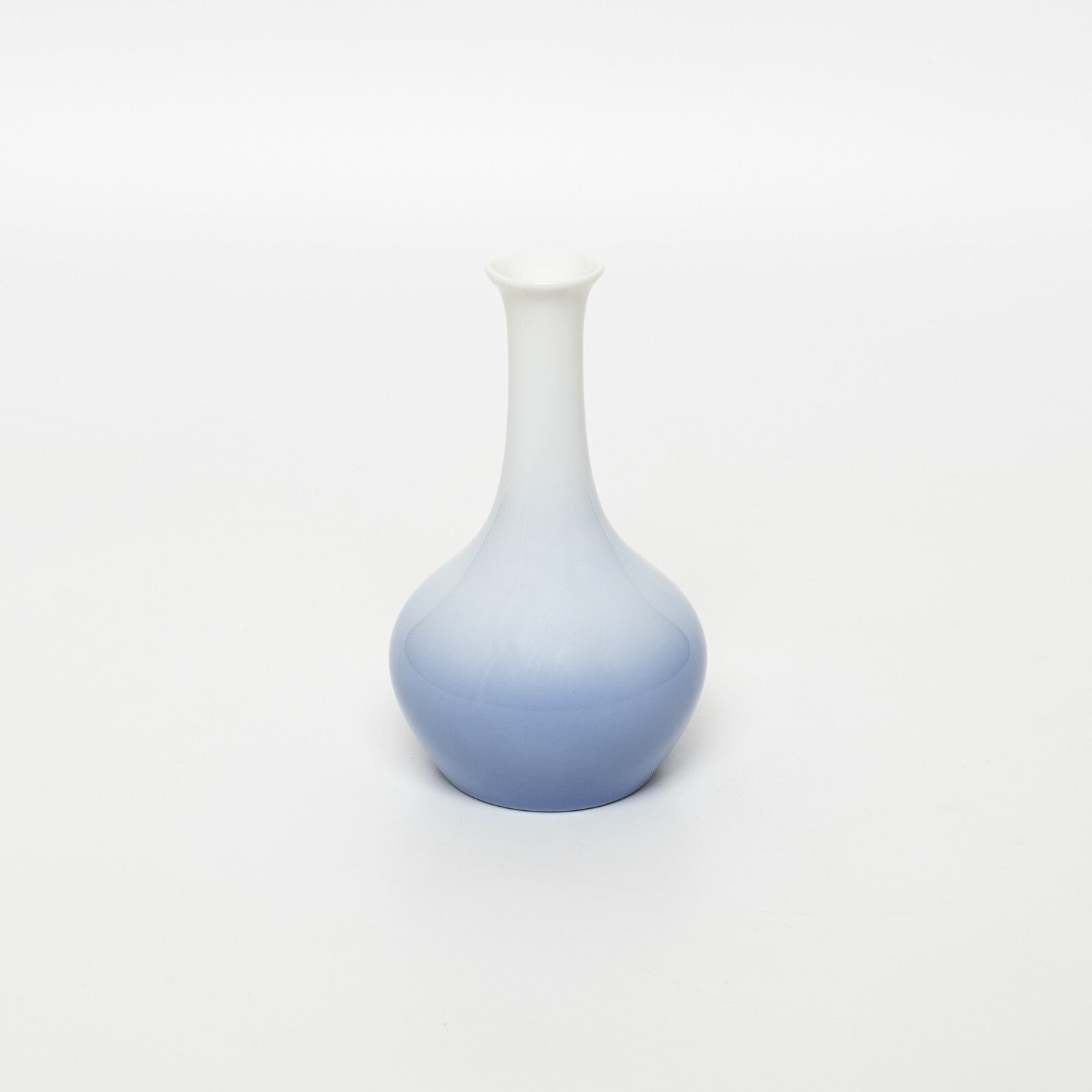 Vaso in "Fiori Bianchi" cod 8817/143 Bing&Grondahl porcellana autentica, cm 12