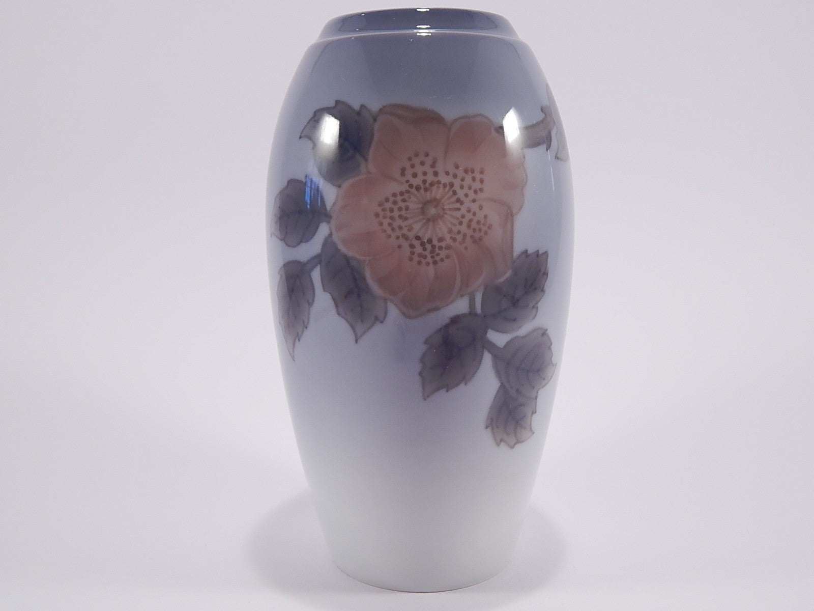 Bing&Grondahl Vaso in "La Rosa Canina" cod 365/5251 decorazione porcellana da collezione, cm 19