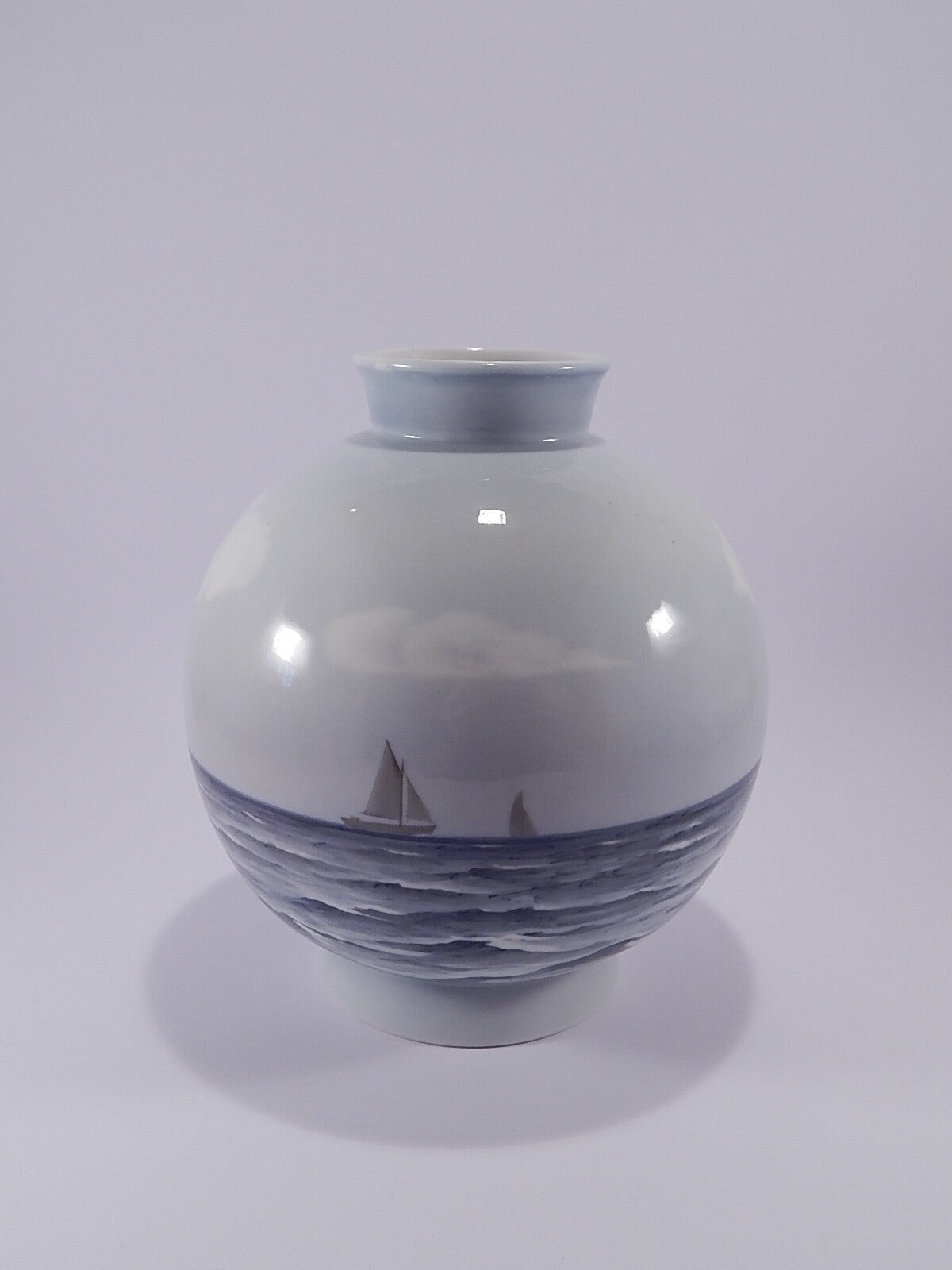 Bing&Grondahl Vaso in "Marina" cod 8781 decorazione porcellana da collezione, cm 26