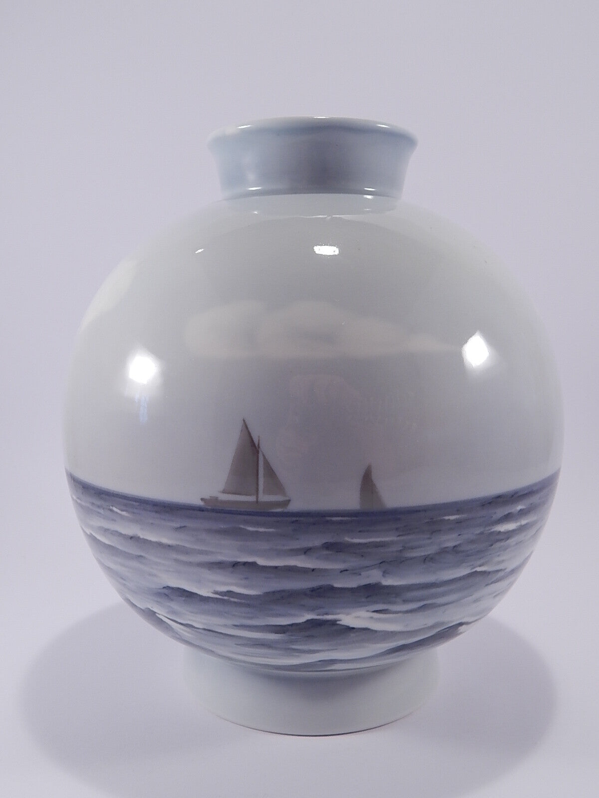 Bing&Grondahl porcellana Vaso in "Marina" cod 8781 d'antiquariato, cm 26