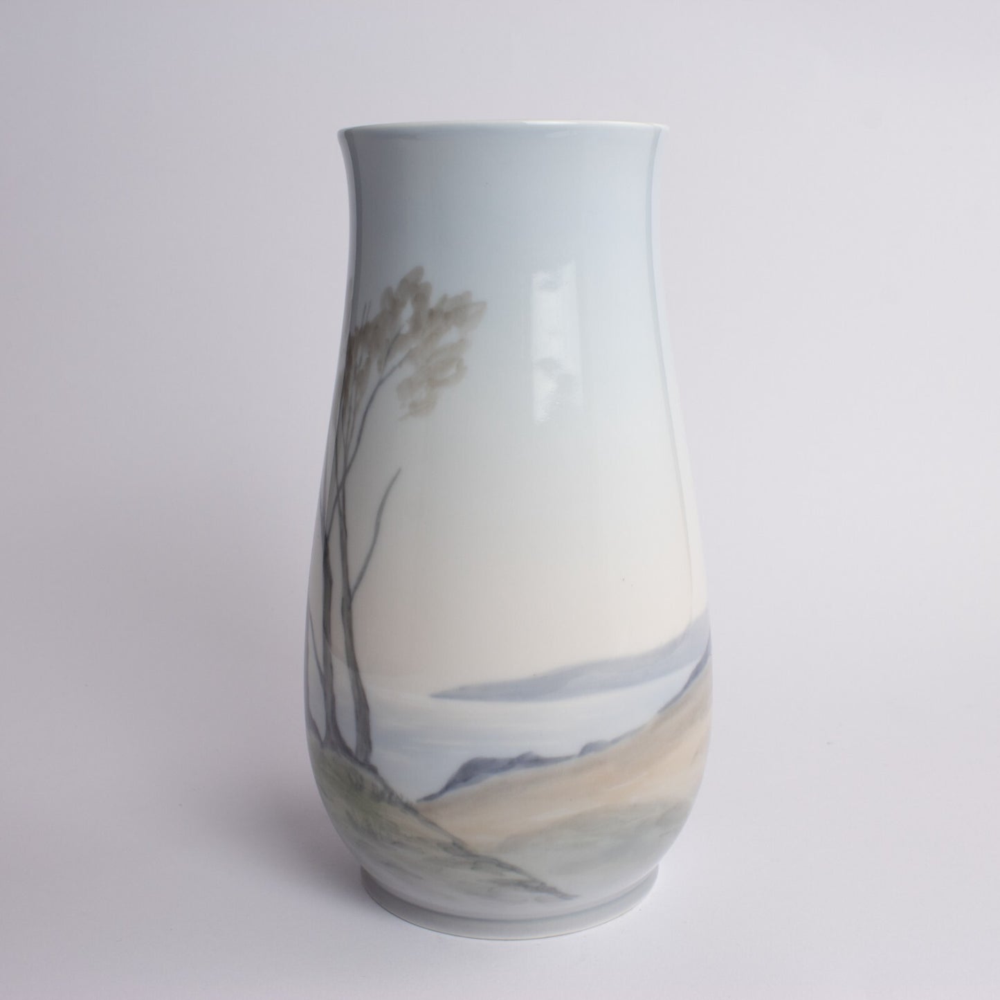 Bing&Grondahl Vaso in "Paesaggio di Campagna" cod 8671-209 decorazione porcellana da collezione, cm 21