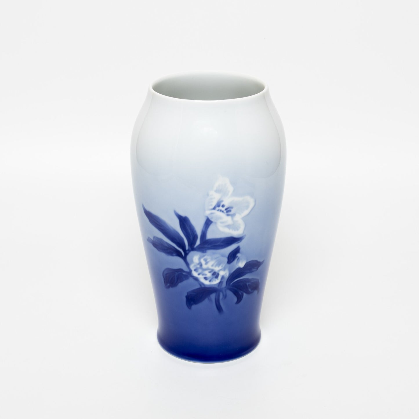 Bing&Grondahl Vaso in "Rosa di Natale" cod 682 porcellana dipinta a mano, cm 21