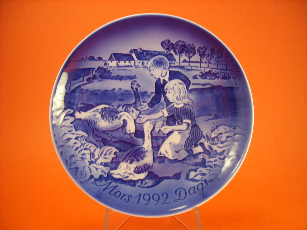 Desiree Denmark Piatto della Mamma porcellana dipinta a mano, 18 cm
