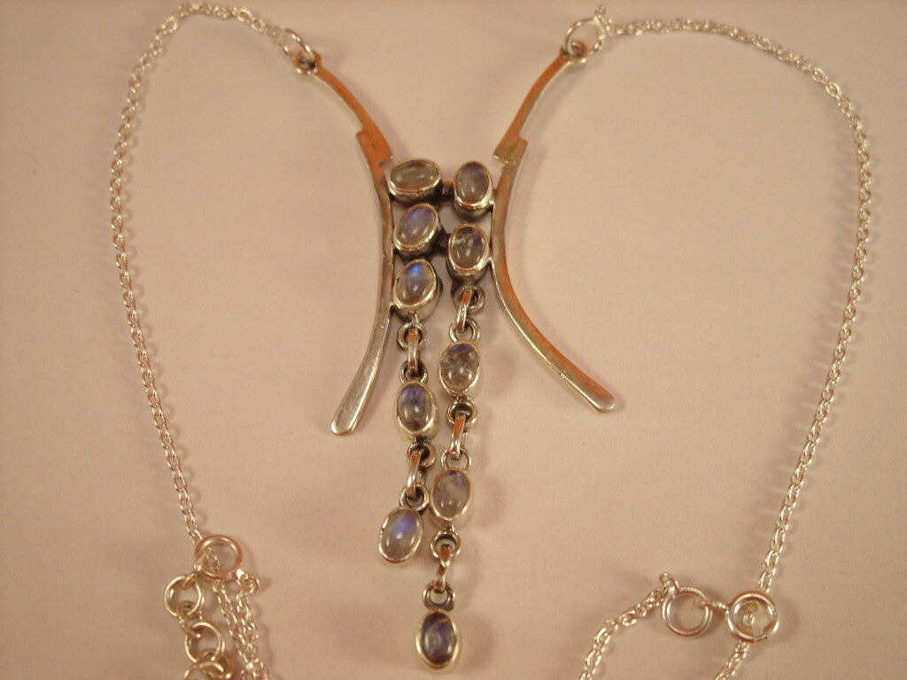 Girocollo in Argento 925 con Pietre Lunari, pezzo da collezione