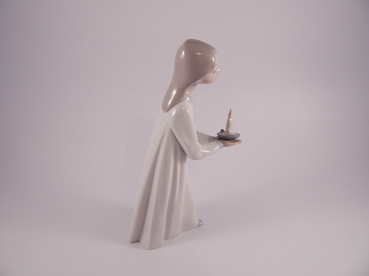 Lladrò Statuina in "Ragazza con Candela" Cod B10 decorazione porcellana da collezione, 20 cm