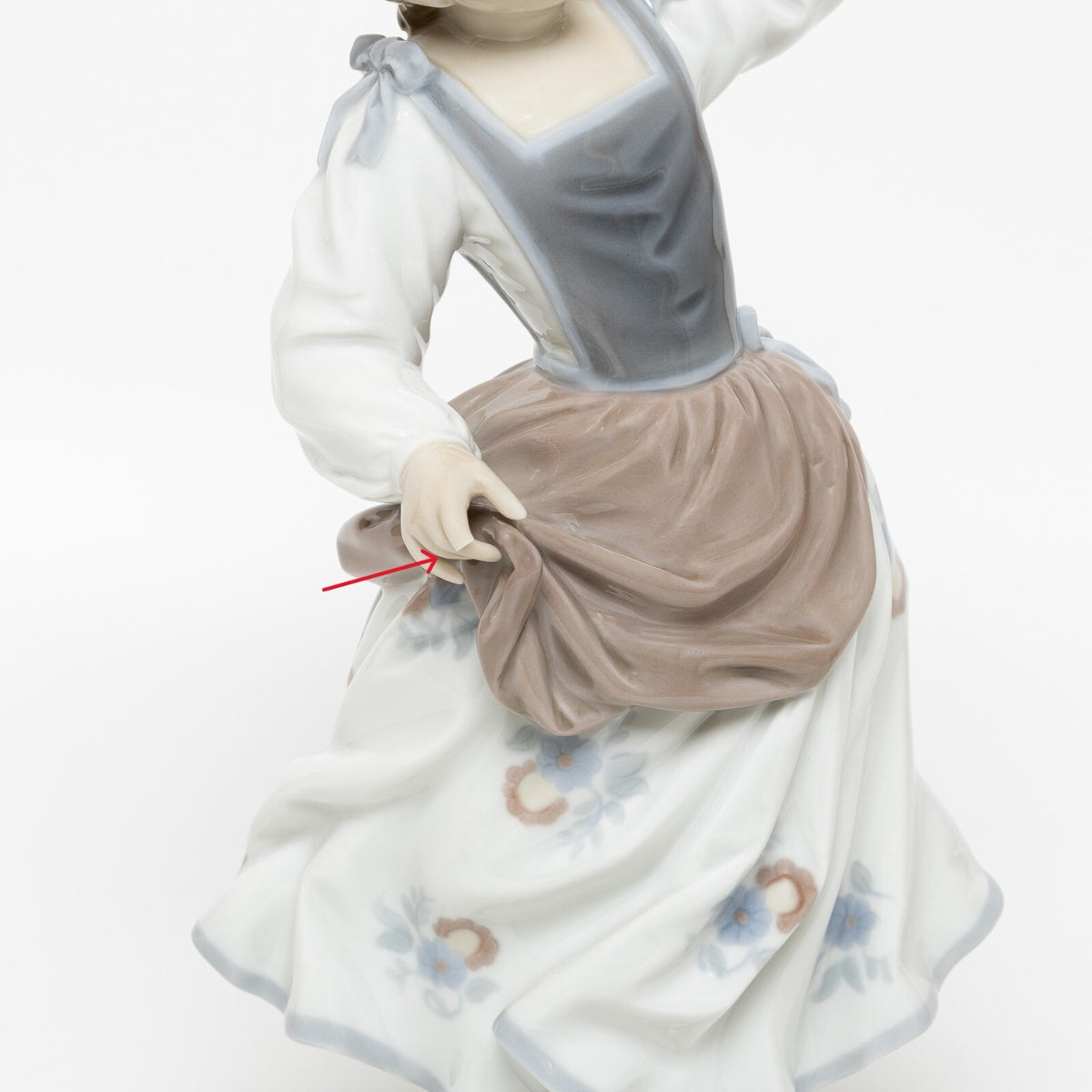 Lladrò Statuina in "Ragazza con Passero" Cod 4758 DIFETTO porcellana dipinta a mano, 28 cm