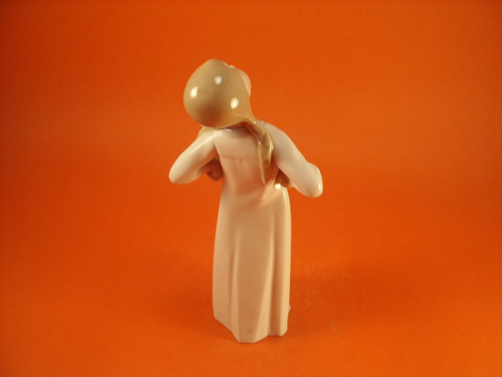 Lladrò porcellana Statuina in "Ragazza in Camicia da Notte" Cod A26 d'antiquariato, 20 cm