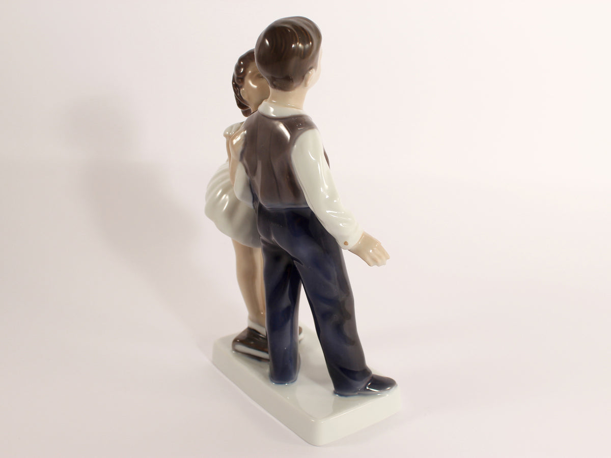 Statuina in "I'm Sorry" Cod 543 porcellana pezzo da collezione, 22 cm