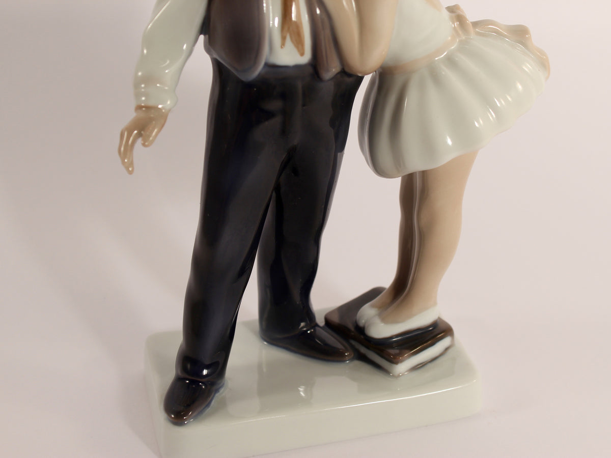 Lyngby porcellana Statuina in "I'm Sorry" Cod 543 d'antiquariato, 22 cm