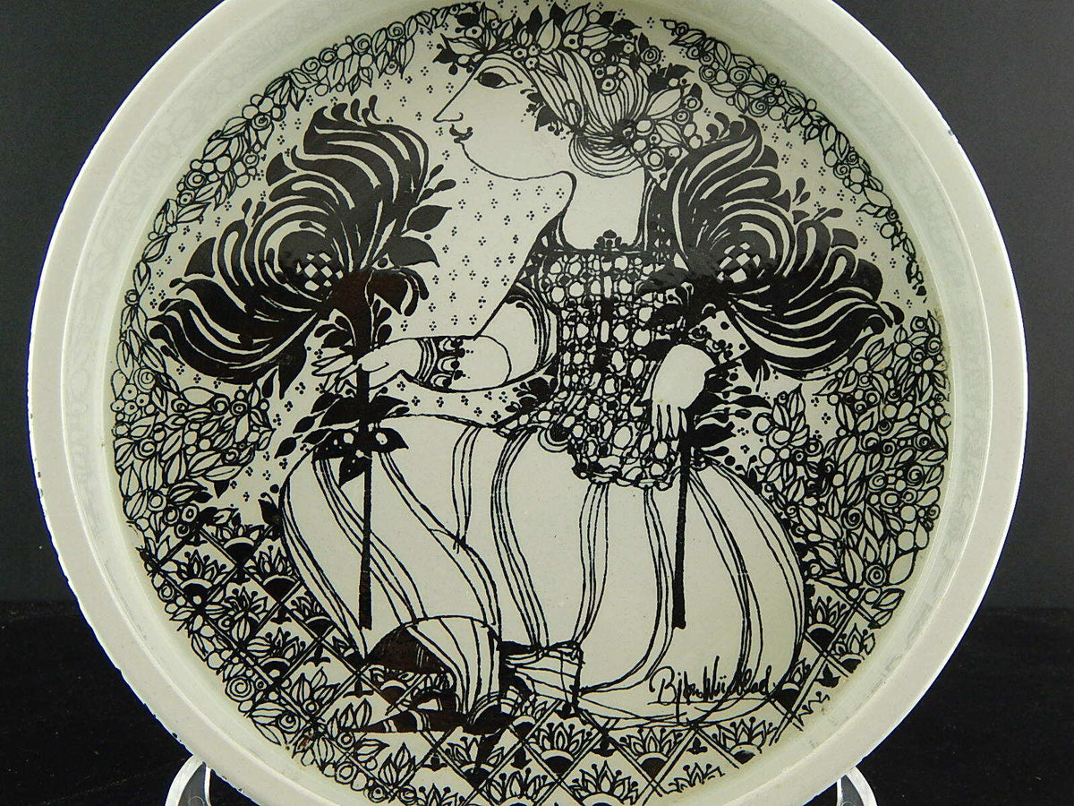 Nymolle Centrotavola Donna Seduta, ceramica danese, Bjorn Wiinblad - dettaglio 2