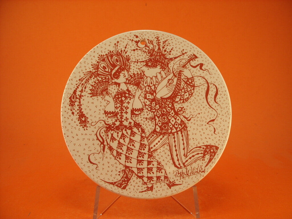 Placca del Mese di Febbraio Maskerade, ceramica Nymolle su disegno di Bjorn Wiinblad