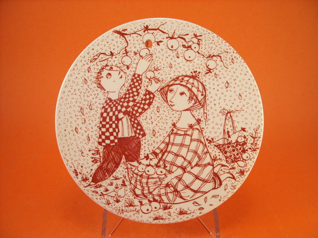 Placca del Mese di Ottobre Paradis, ceramica Nymolle su disegno di Bjorn Wiinblad