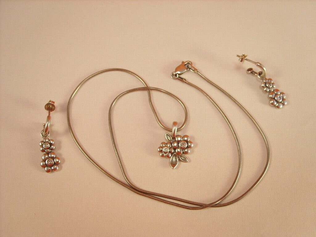 Parure Collana e Orecchini in Argento 925 con Zirconi