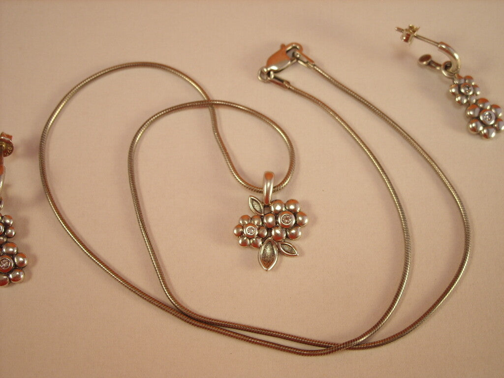 Parure Collana e Orecchini in Argento 925 con Zirconi, codice COL0016